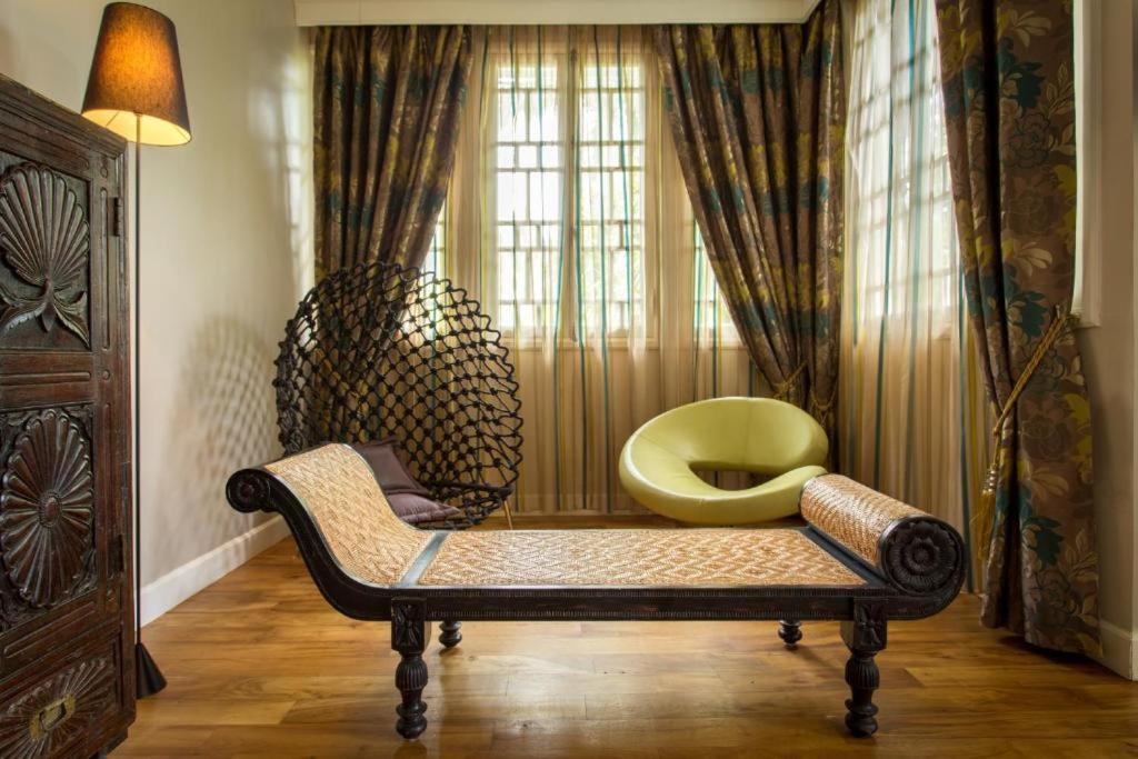 Villa Angelique - Hotel Classe Monument Historique Saint-Denis Eksteriør bilde